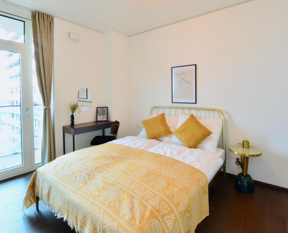 Brand-new, Close To Centre, Rooftop-summer-pool Appartamento